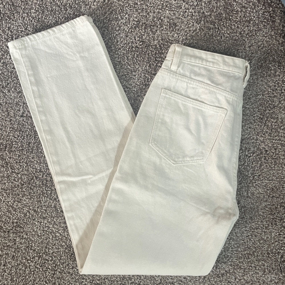 PrettyLittleThing White Jeans